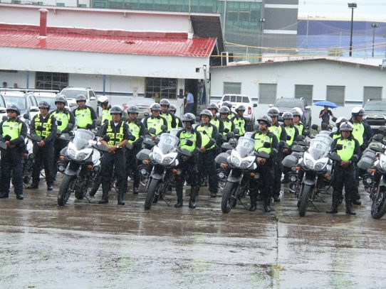Entregan flota de 60 vehículos a la Policía Nacional para combatir la inseguridad