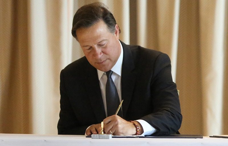 Presidente Varela sanciona Ley de Contrataciones Públicas