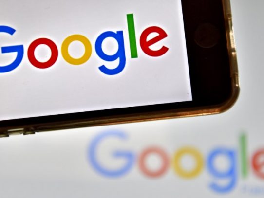 Google dice a empleados que eviten discutir sobre política en la empresa