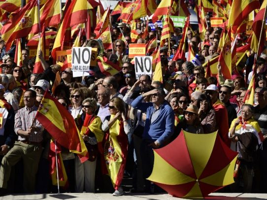Jefatura de policía catalana pide "neutralidad" a los agentes