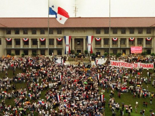A 38 años de los primeros pasos en el histórico proceso de reversión del Canal de Panamá