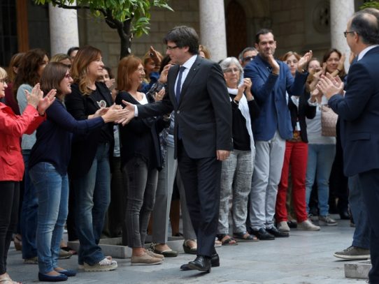Madrid, decidido a impedir declaración unilateral de independencia en Cataluña