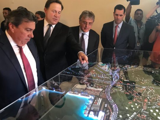 Cuatro empresas interesadas en la construcción del Cuarto Puente sobre el Canal