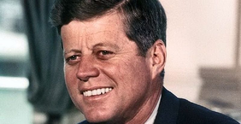 Trump permitirá que archivos sobre asesinato de Kennedy sean revelados