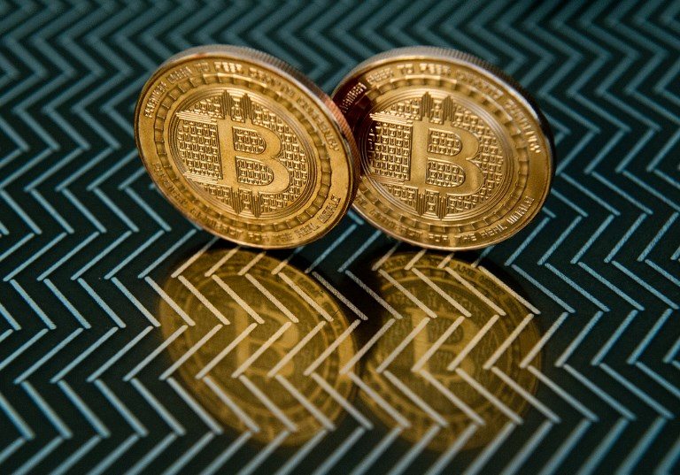 El bitcoin puede amenazar la estabilidad financiera, dice miembro de Fed