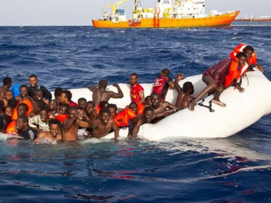 Rescatan a unos 600 inmigrantes en aguas españolas en las últimas 24 horas