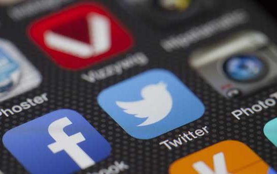 Los fieles a los 140 caracteres se rebelan contra Twitter