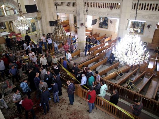 Duelo nacional en Egipto tras la matanza en una mezquita del Sinaí