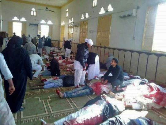 Trump condena el "horrible y cobarde" ataque a mezquita en Egipto