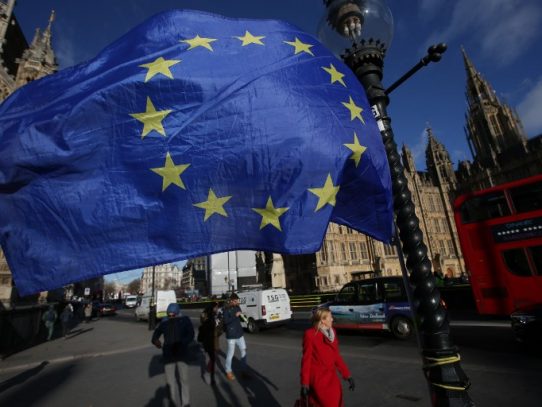 UE y Reino Unido en último esfuerzo para salvar las negociaciones posbrexit
