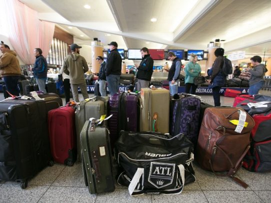 El gran aeropuerto de Atlanta se recupera tras un apagón de 11 horas
