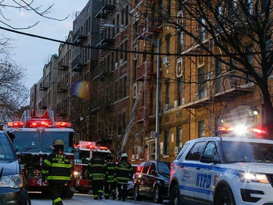 El juego de un niño desató el incendio que dejó 12 muertos en Nueva York
