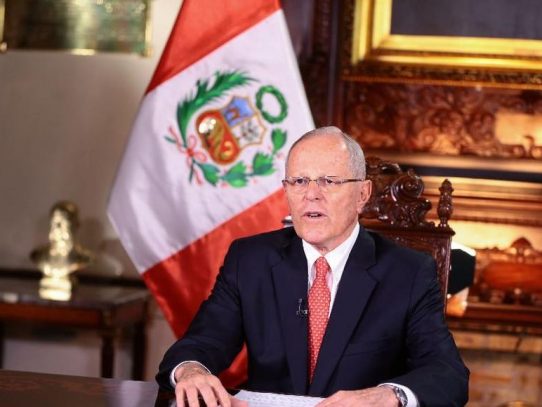 Fiscalía interroga a presidente de Perú por caso Odebrecht