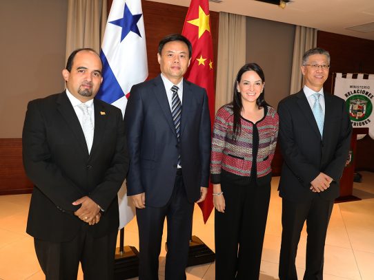 Panamá y China firman memorándum de Cooperación Cultural