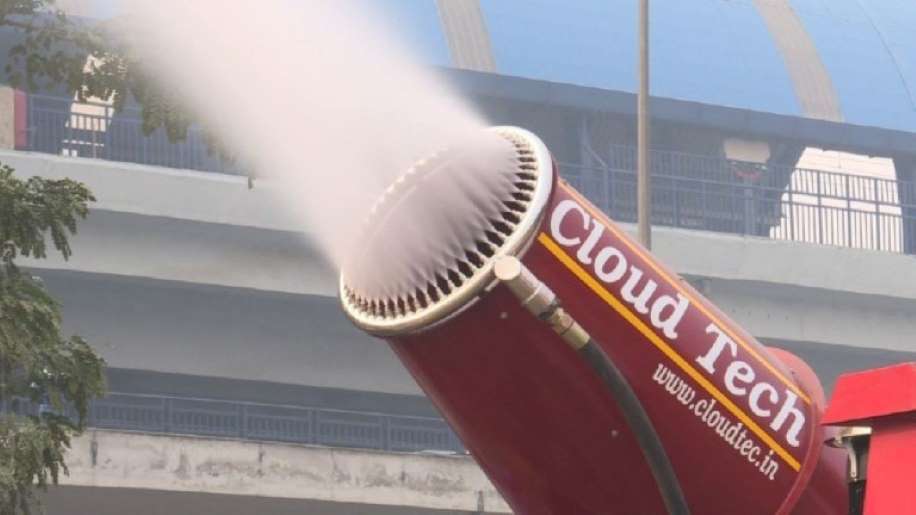 Un vaporizador gigante contra la polución en Nueva Delhi