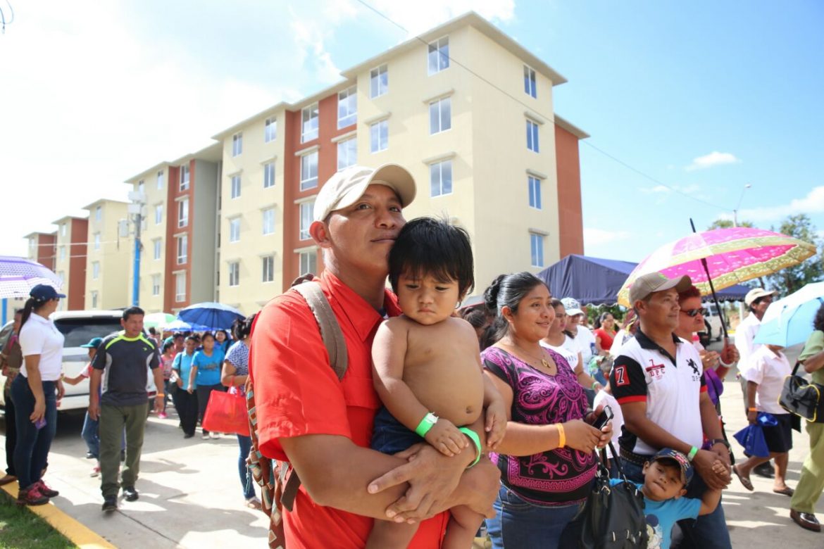 Gobierno entrega apartamentos de Urbanización San Antonio en Veraguas