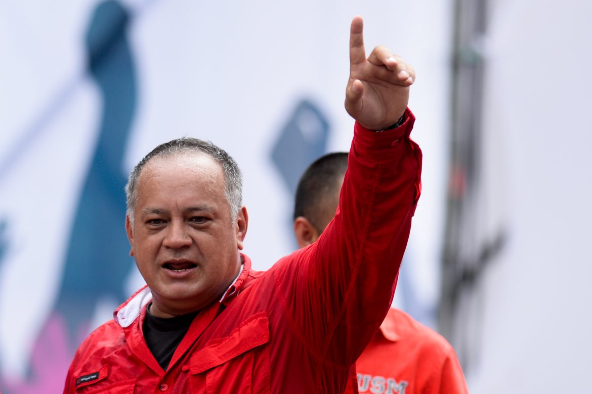 Chavistas marcharán este martes cuando se manifiesta también la oposición