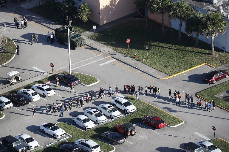 La policía de EEUU admite graves fallas tras la matanza de Florida