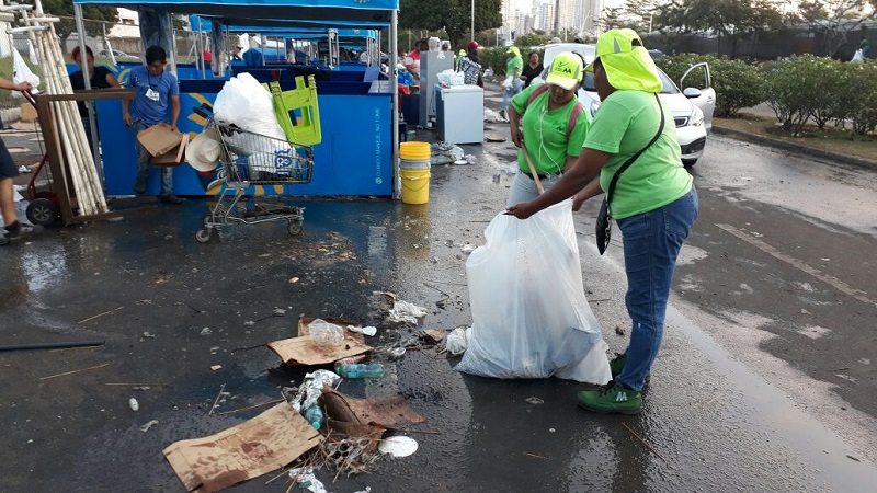 AAUD recolectó más de 230 toneladas de basura en la Cinta Costera tras Carnavales