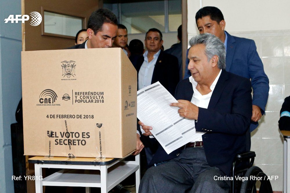 Aprueban suprimir la reelección indefinida en Ecuador