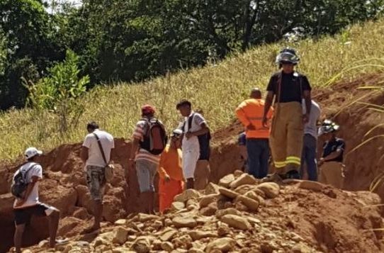Fallece una persona tras deslazamiento de tierra en Villalobos