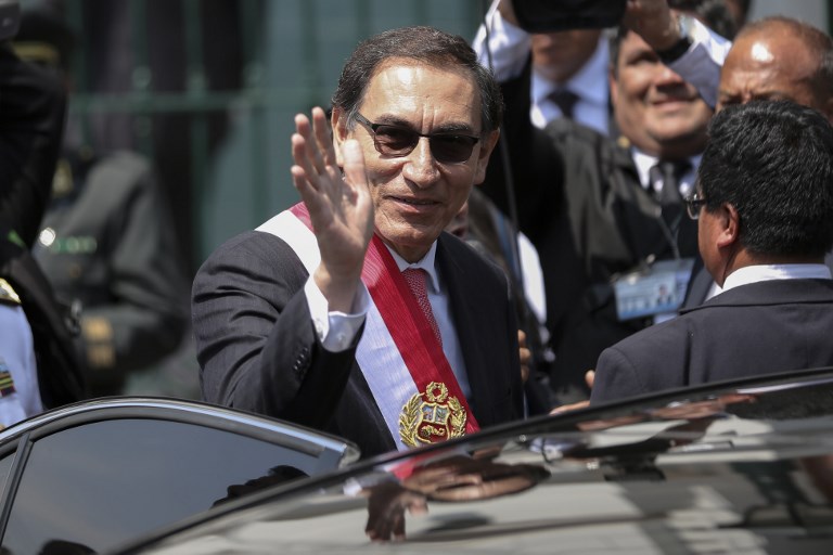 Nuevos rostros, mismas políticas: lo que se espera del nuevo presidente de Perú