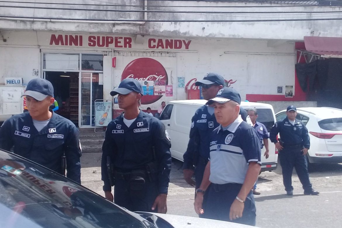 Ciento de policías desplegados en Colón por operativo 'Caribe Azul'