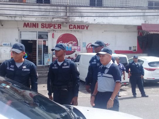 Ciento de policías desplegados en Colón por operativo 'Caribe Azul'