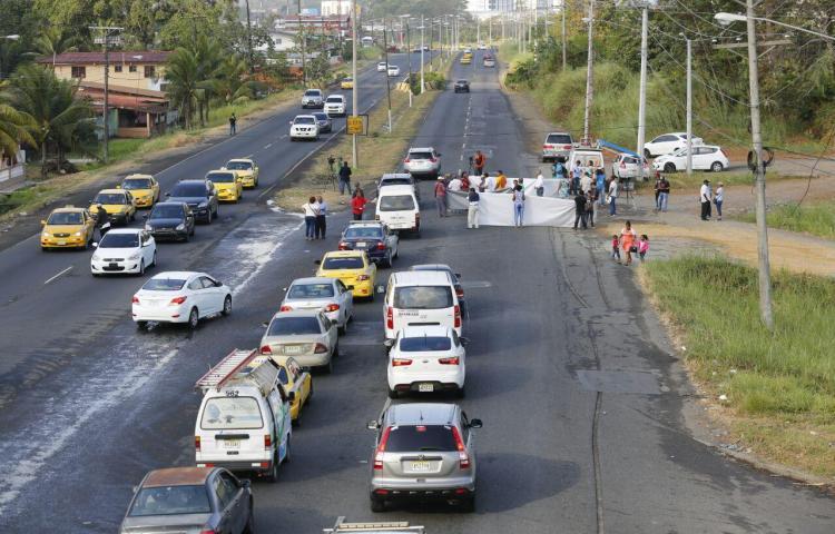 Segundo día de huelga en Colón inicia con volanteos y piqueteos