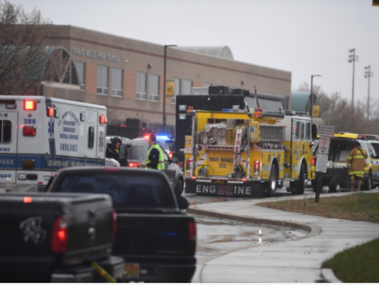 Fallece atacante de tiroteo en escuela de Maryland; hay dos heridos