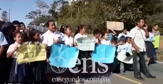Estudiantes en Chichibalí exigen nombramiento de docente de pre-media