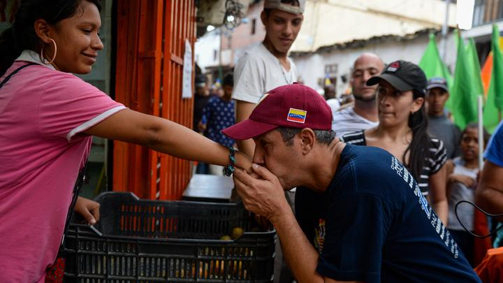 "¡Queremos comida!": el clamor de venezolanos al candidato opositor