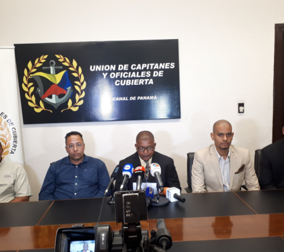 Capitanes de remolcadores apelan al diálogo con la ACP para resolver conflicto