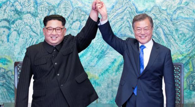Las dos Coreas se comprometen con la desnuclearización en una histórica