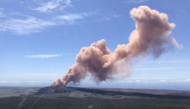 Sismo de 6,9 de magnitud se registra en Hawái en laderas de volcán en erupción