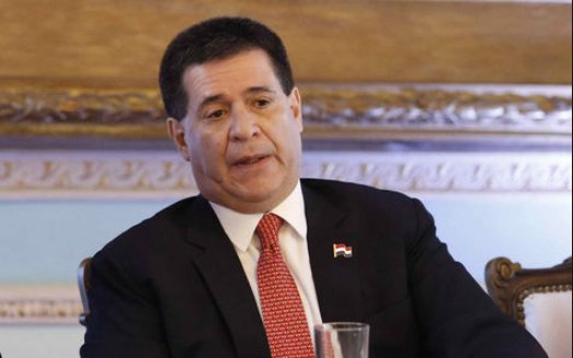 Horacio Cartes presenta su renuncia a la presidencia de Paraguay