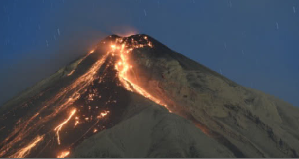 Unos 25 muertos deja potente erupción de volcán de Fuego en Guatemala