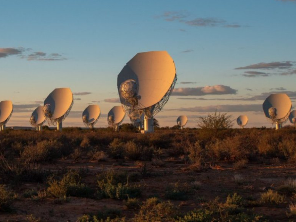 Sudáfrica inaugura primer elemento de radiotelescopio gigante