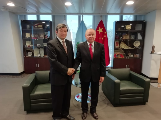 Parlatino y Gobierno de China suscriben acuerdo de cooperación en Panamá