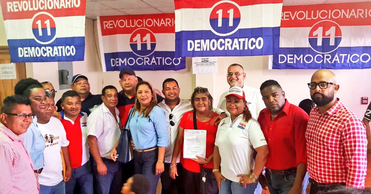 Benicio Robinson se lanza como precandidato a diputado en primarias del PRD