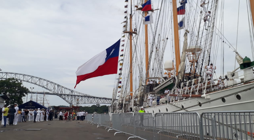 Llegan a aguas panameñas los buques que participarán en Velas Latinoamérica 2018