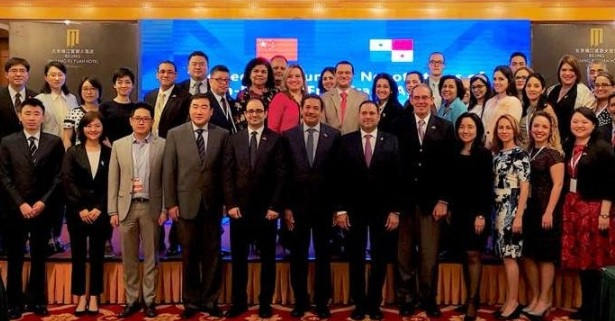 Panamá y China concluyen segunda ronda de negociaciones para acuerdo comercial