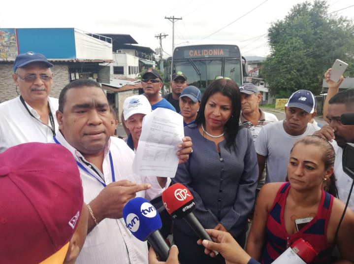 Moradores de San Isidro exigen al Idaan habilitación de nuevo tanque de reserva
