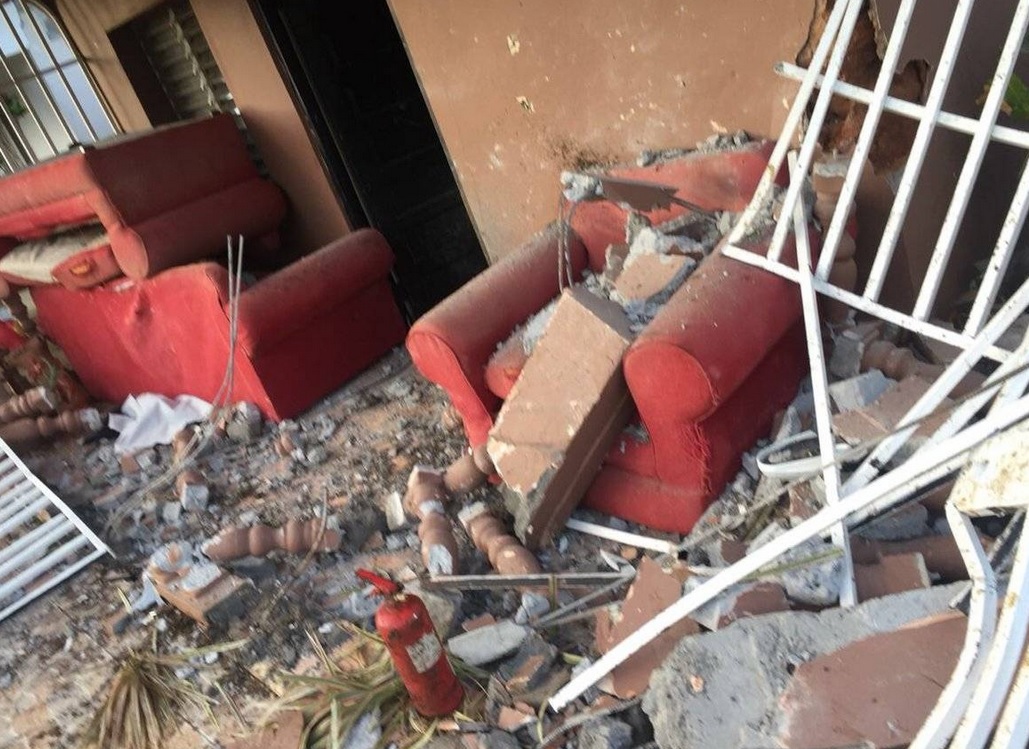 En Chiriquí, auto destruye cerca de una residencia
