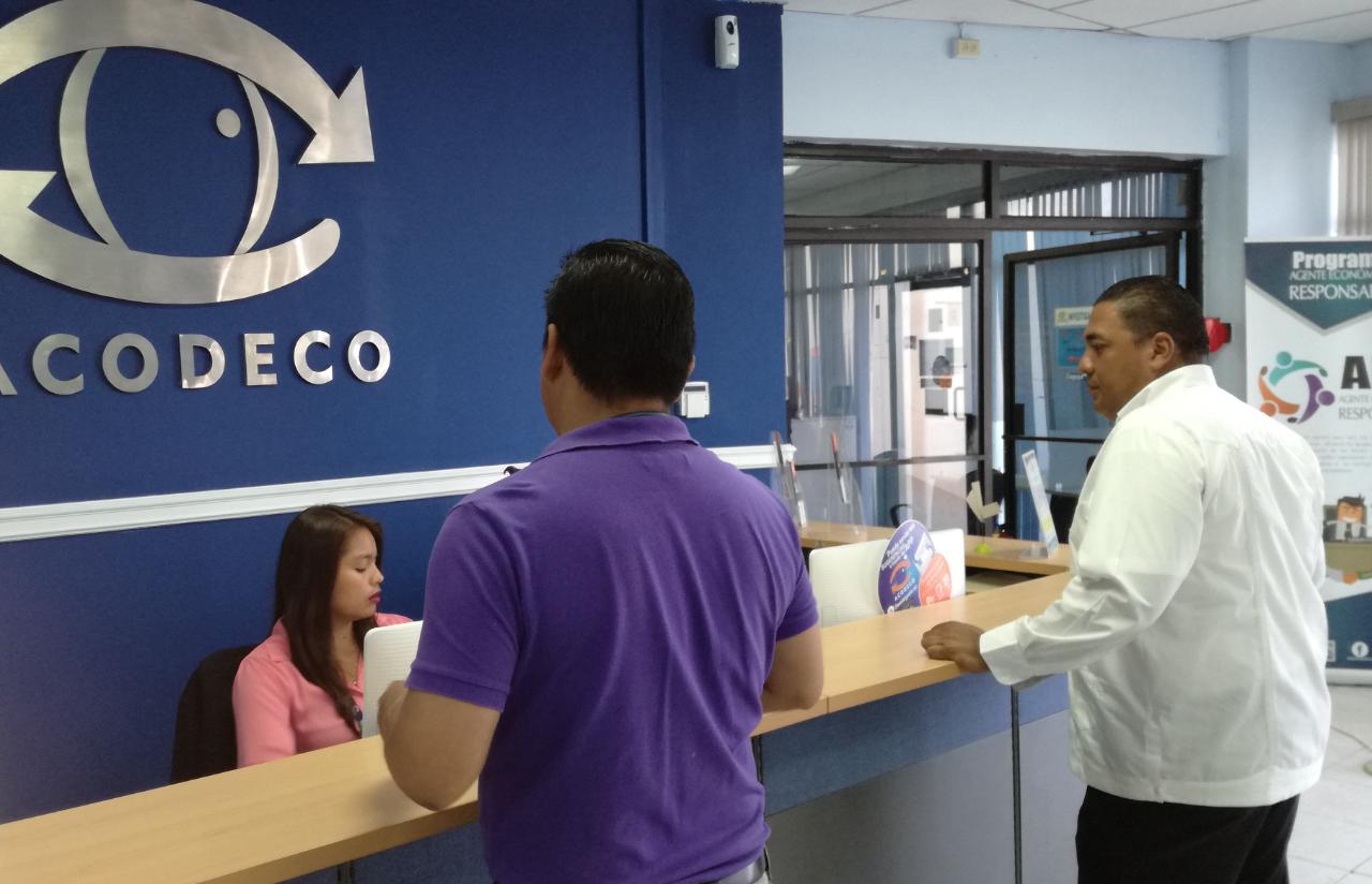 Acodeco registra más de $ 222 mil de multas por faltas al historial de crédito