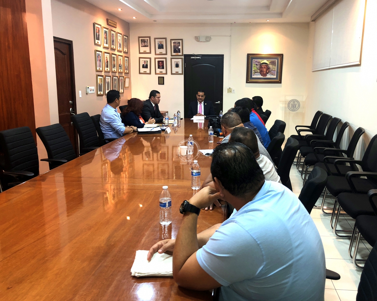 Trabajadores del proyecto Cobre Panamá se reúnen con el Ministro de Trabajo