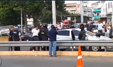 "País por cárcel  y suspensión de  licencia"  a conductor que  atropelló a joven  en la Cinta Costera