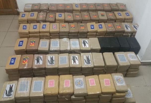 Un detenido tras decomiso de 356 paquetes de droga en Paso Canoas