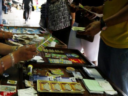 Ordenan detención provisional para venezolano que falsificó billetes de lotería