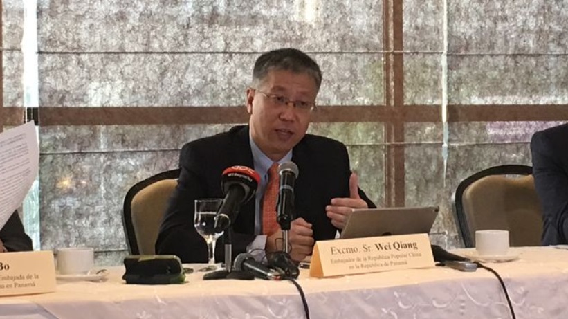 Embajador Qiang responde a Pompeo: "China no siembra cizañas"